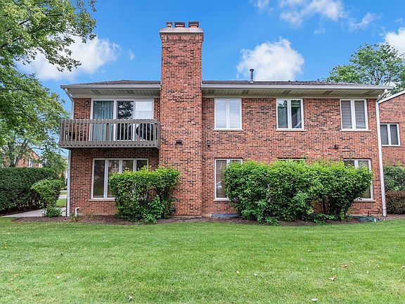 4th image of 1630 N Douglas Ct #1630