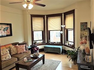 1958 W Waveland Ave #2, Chicago, IL 60613