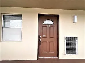 2 bed, 2.0 bath, 990 sqft, $1,650 — Photo 2