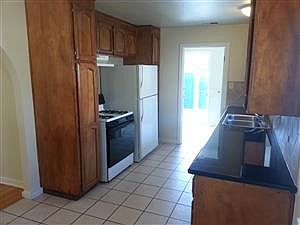 3rd image of 257 N 34th St