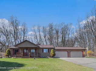 895 Rolfe Rd, Mason, MI 48854