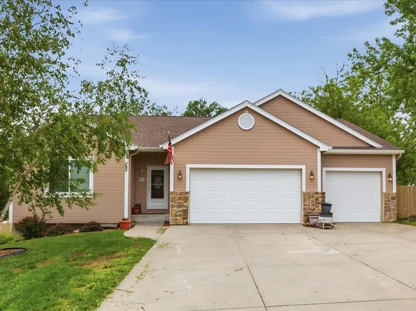 813 3rd St, Neola, IA 51559