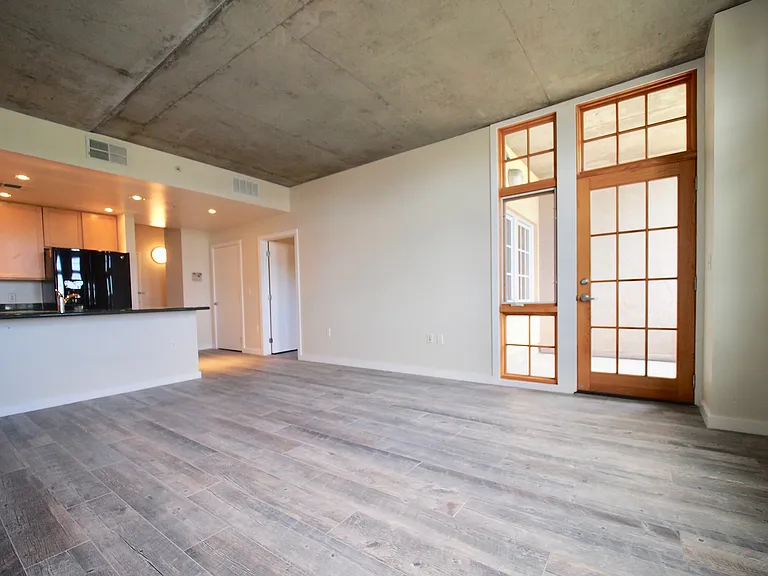 275 S Harrison St #505 — Photo 16