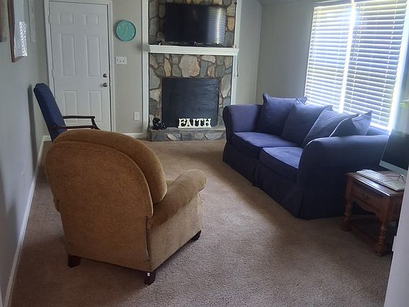 5th image of 6615 Burgenfield Dr