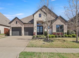 4028 Palomino Rd, Aubrey, TX 76227
