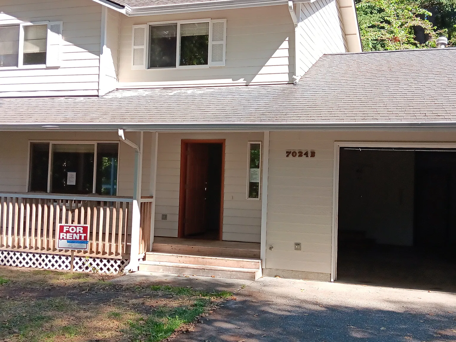 3 bed, 2.5 bath, 2000 sqft, $2,950 — Photo 2