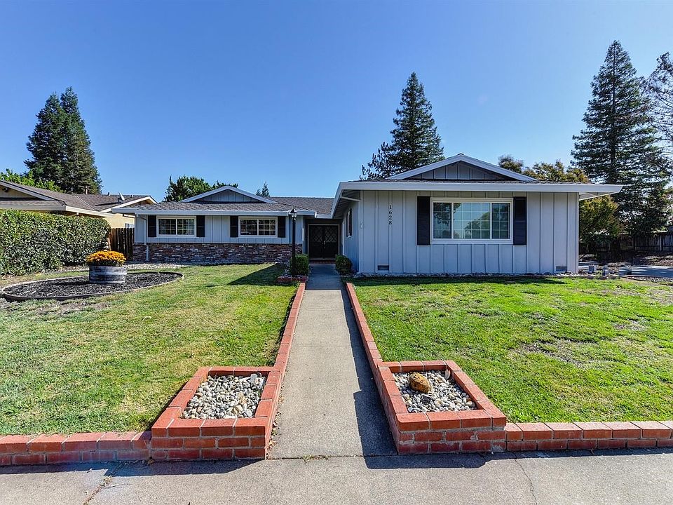 1st image of 1628 Quail Cir