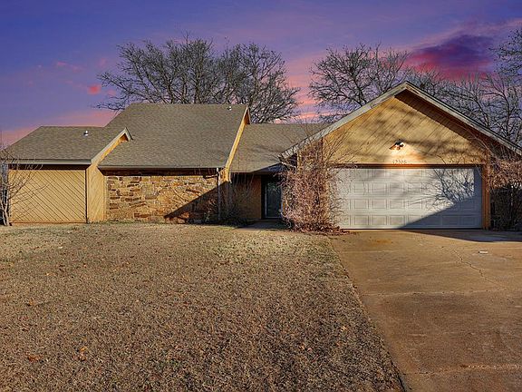 3rd image of 12108 Robinwood Pl