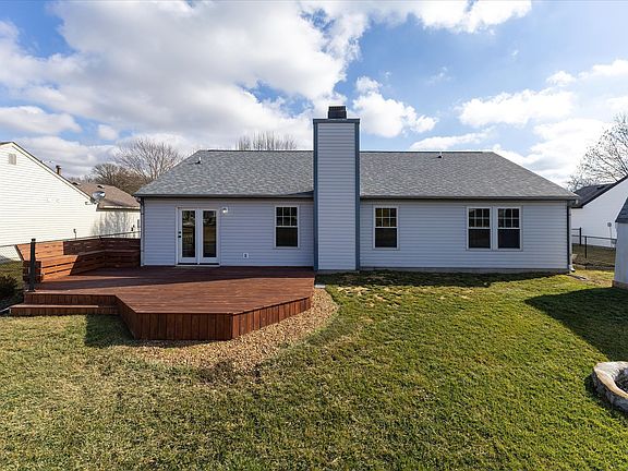 2nd image of 404 Leatherwood Dr