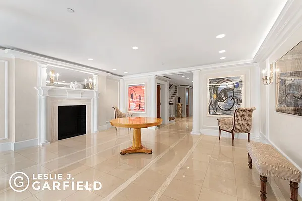 Sold by Leslie J. Garfield | media 17