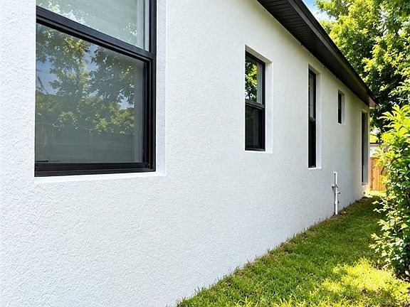 2nd image of 5512 10th Ave