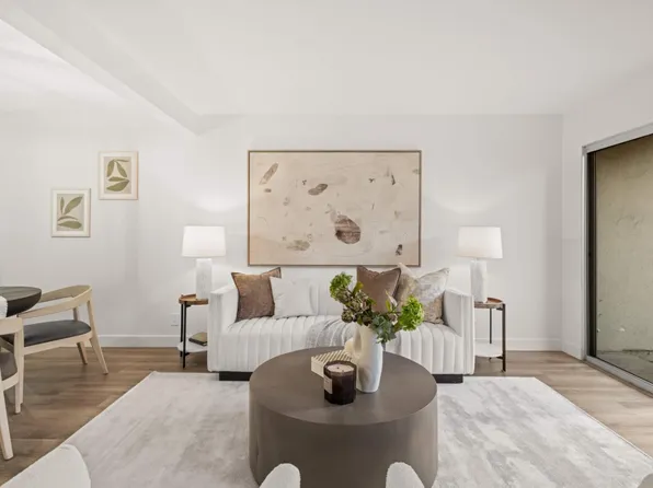 19224 Vineyard Ln, Saratoga, CA 95070