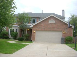 2985 Marshfield Dr, Elgin, IL 60124