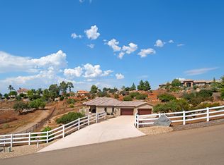 517 Lilac Ranch Rd, Alpine, CA 91901