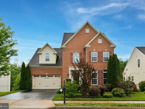 25785 Racing Sun Dr, Aldie, VA 20105