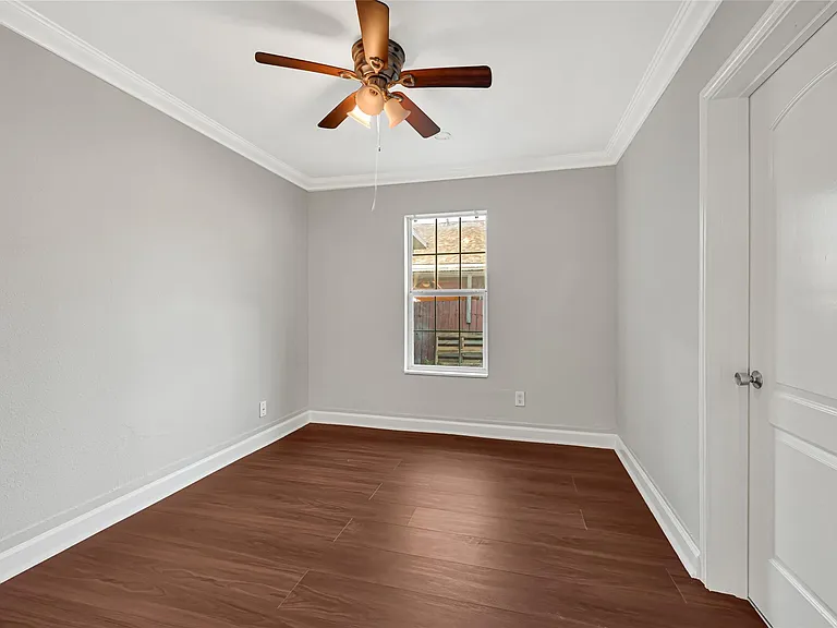 2331 Delafield St #A — Photo 10