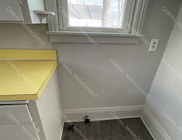 1120 Congress Ave — Photo 3