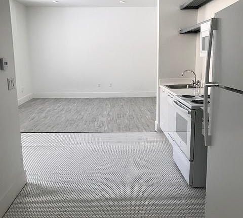 2nd image of 35 N 6th Ave APT 209