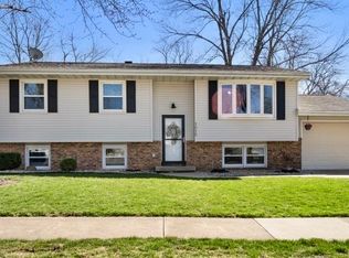 1815 Truman Dr, Normal, IL 61761