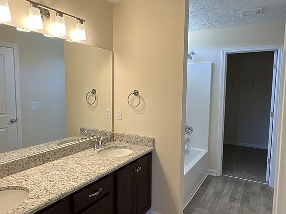 5th image of 218 Meadowbrook Dr Lot 52