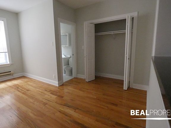 5th image of 511 W Melrose St #511207