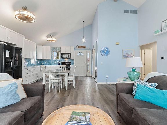 2nd image of 1737 Cottage DRIVE #7-18