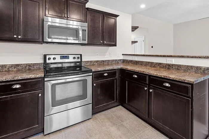44 Schoomaker Ct #44 — Photo 12