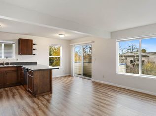 9500 Fremont Ave N APT 302, Seattle, WA 98103