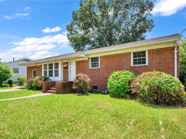 507 Brentwood Dr, Newport News, VA 23601