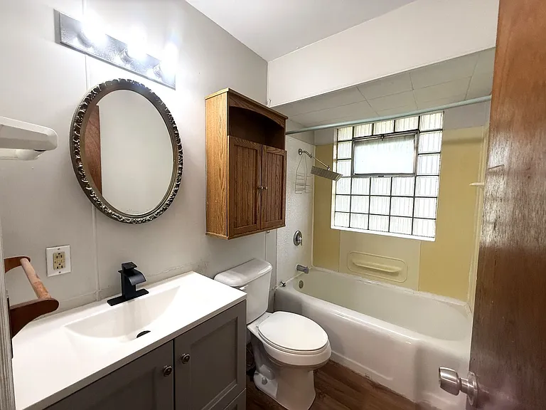 9221 Waldorf Dr — Photo 6