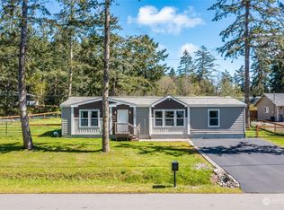 1160 Paul Ave, Oak Harbor, WA 98277