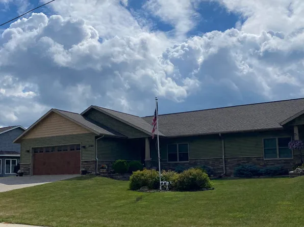 1803 Division St, Decorah, IA 52101