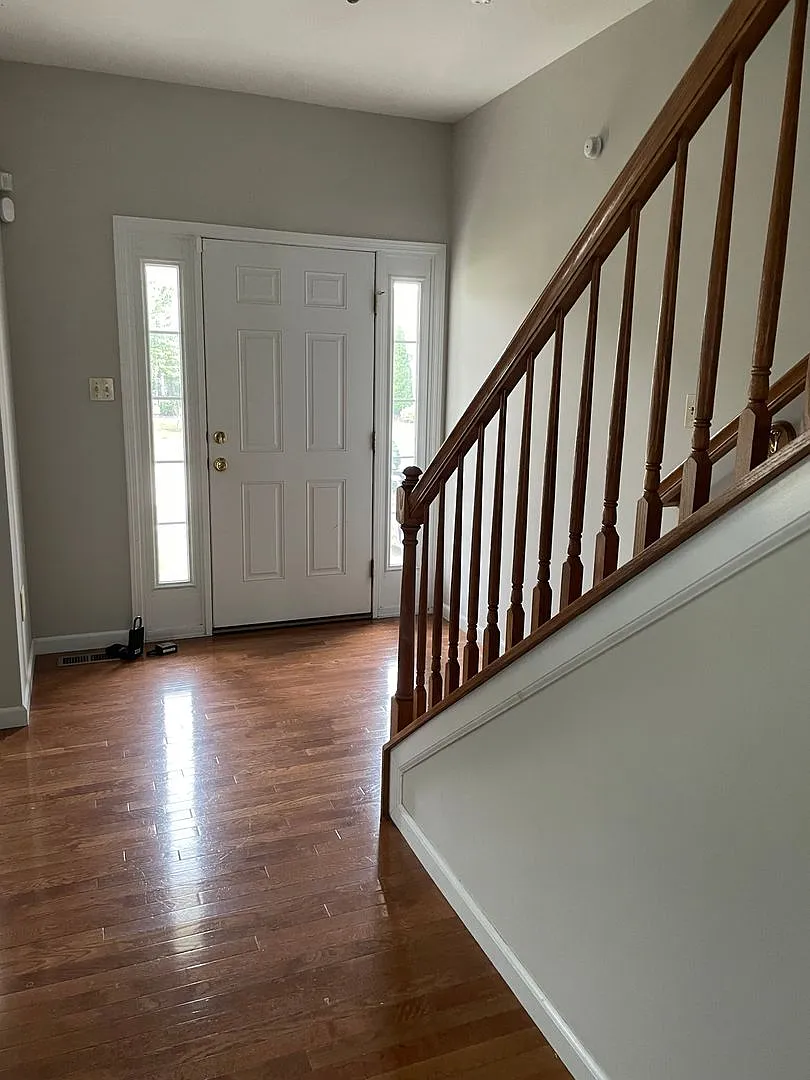Three Bed Three Bath Home - Move In Ready — Photo 3