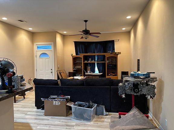 4th image of 151 Palmetto Ave