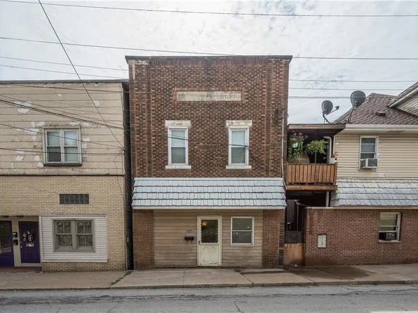 1525 Main St, Burgettstown, PA 15021
