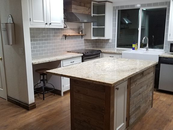 Updated trimmed kitchen