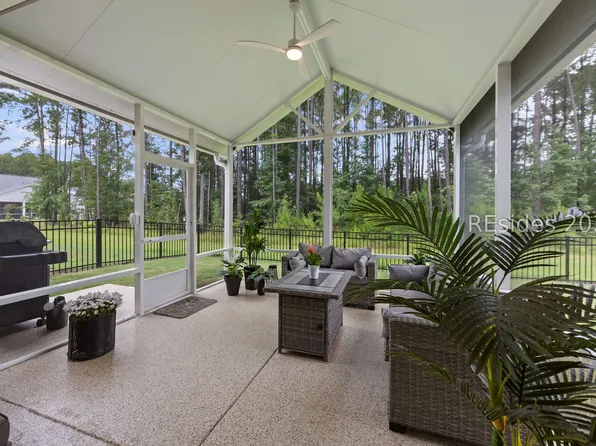 128 Carolina Oaks Ave, Bluffton, SC 29909