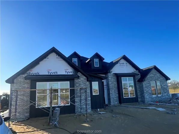 7448 Garrison Creek Dr, Bryan, TX 77808