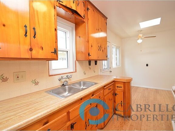5th image of 4547 Florida St