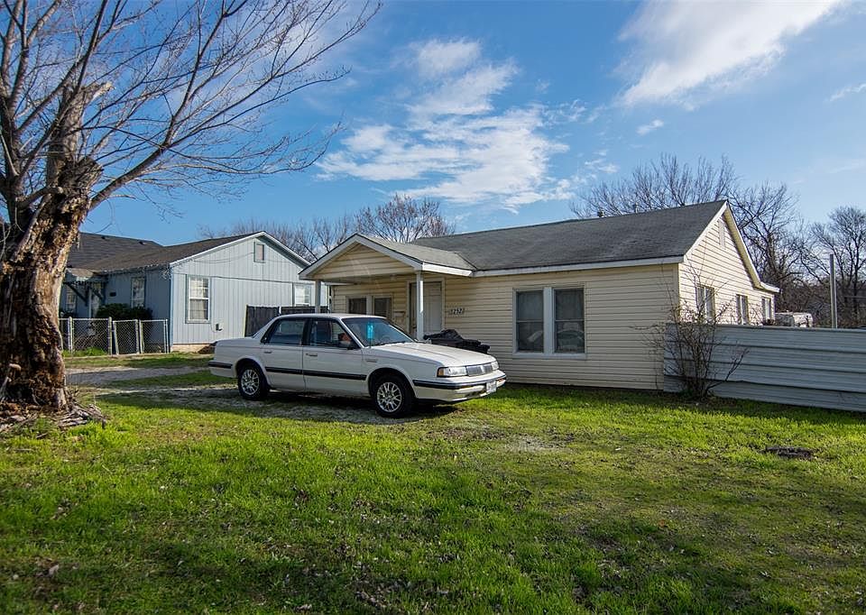 1st image of 3252 Oscar Ave