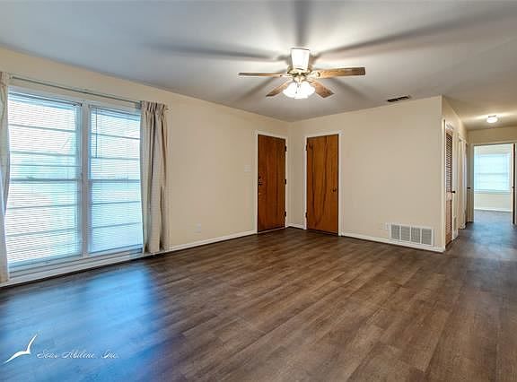 5th image of 658 N Willis St
