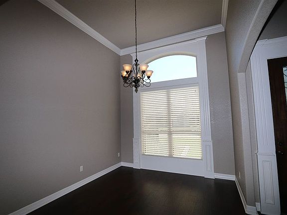 4th image of 21420 Boone Dr