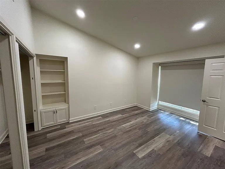 100 Bay Point Dr #7 — Photo 9