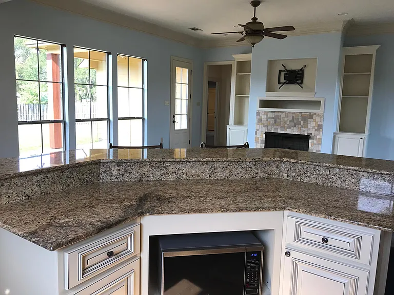 9279 Highland Oaks Ave — Photo 4