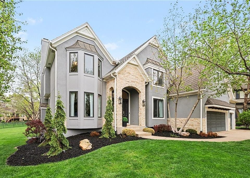 1st image of 5828 Edgewater Dr