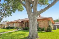 Stonewood Dr-S2009-001.jpg