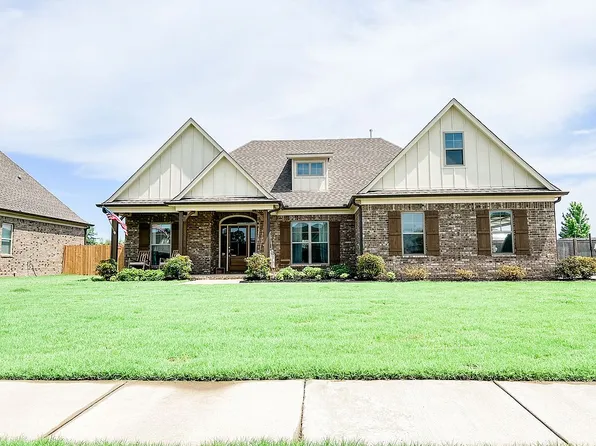 218 Delta Pointe Dr, Crawfordsville, AR 72327