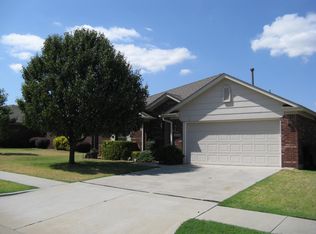 10705 NW 31st St, Yukon, OK 73099