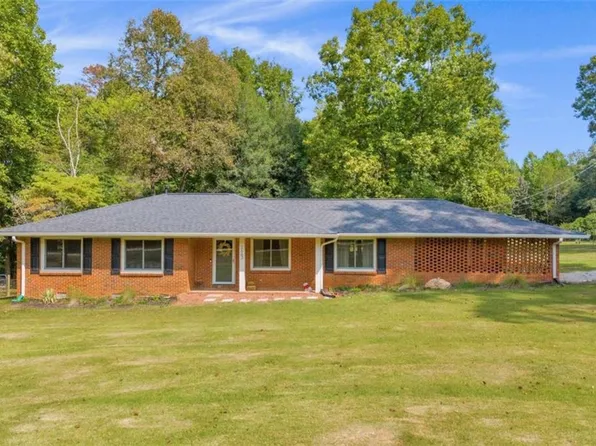 2663 Brockton Loop, Jefferson, GA 30549