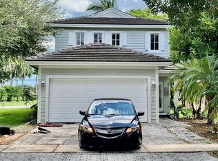 3240 SE 3rd Dr, Homestead, FL 33033